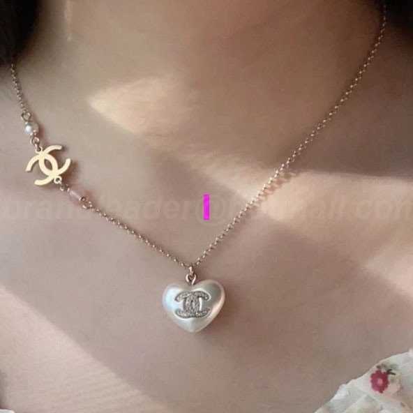 Chanel Necklaces 393